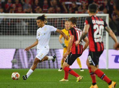 سامي مايي يحجز بطاقة العبور الاولى