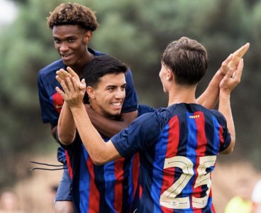 ثلاثية اخوماش بالفريق الثاني