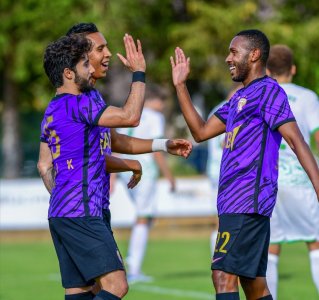 رحيمي يقود العين لفوز ودي بألمانيا