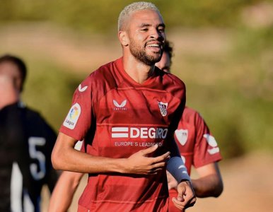 إشبيلية تفاوض موناكو على مدافع والنصيري في صفقة المقايضة