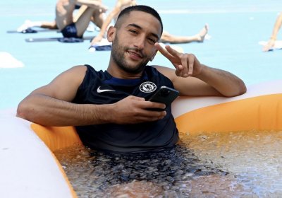 تين هاغ يريد زياش.. لكنه يواجه عائقا كبيرا