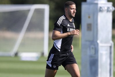 تاعرابت ما زال متشبتا بعدم اللعب بالبطولات الخليجية!