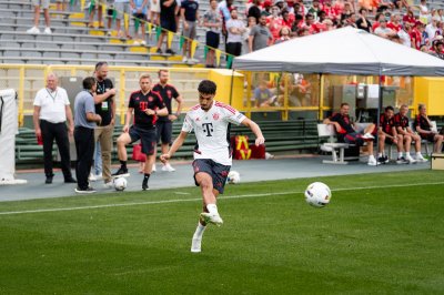 هذا هو الرقم واحد في حياة النجم المغربي نصير مزراوي