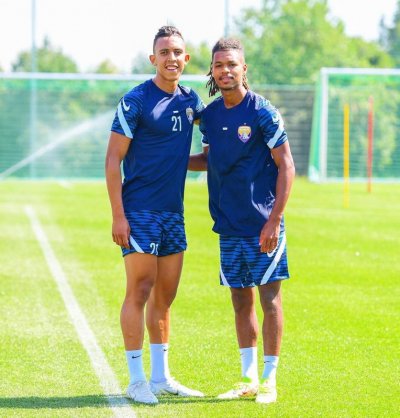 رحيمي يرحب بمباريك