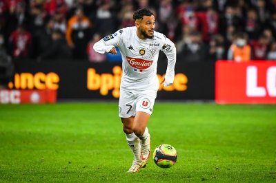 جيرار باتيكل : قد اشرك بوفال لدقائق !