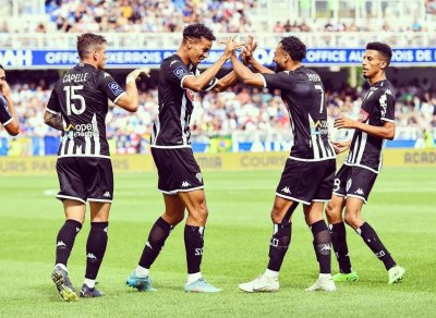 بوفال وسلامة ..عناق اللمسة والهدف