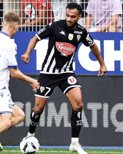 سفيان بوفال سجل هدف الشرف لأونجي