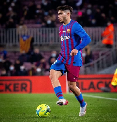 الزلزولي حاضر مع البارصا في مباراة اليوم