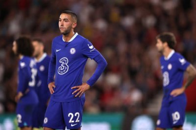 شوط واحد لزياش وهزيمة مفاجئة لتشيلسي