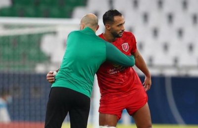 الركراكي يستشير مع صديقه المقرب قبل مواجهة الشيلي والبارغواي