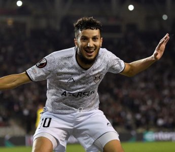 عبد الله زبير يُسقط نانط في أوروبا ليغ