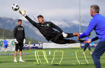 التكناوتي والزنيتي.. هل سيختبرهما الركراكي أمام باراغواي؟