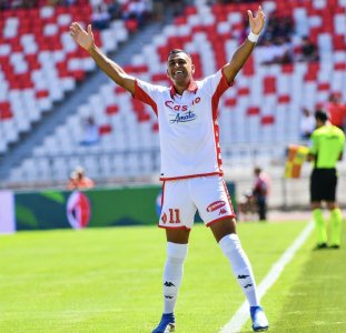 اشديرة عاد لباري منتشيا بهدفين جديدين