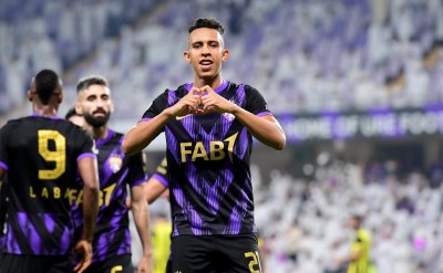 رحيمي يقود العين للفوز على كلباء