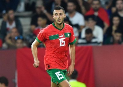 سليم أملاح يشكو وضعه للمدرب الركراكي !!