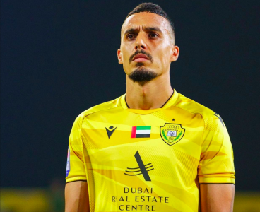 الأرقام لا تكذب: بوفتيني أفضل مدافع بالبطولات الخليجية