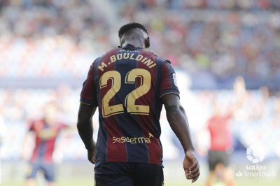 محمد بولديني ل المنتخب : سأكسب رهان الليغا و سعادتي لا توصف هنا