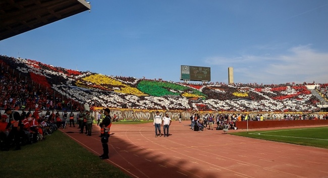 عرس كروي ملحمي أبطاله جماهير الوداد