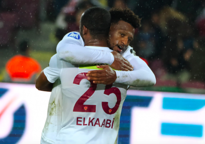 الكعبي ثبت قدميه بهدف وشويعر رد بأسيست