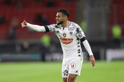 مدرب أونجي يطمئن الناخب الوطني