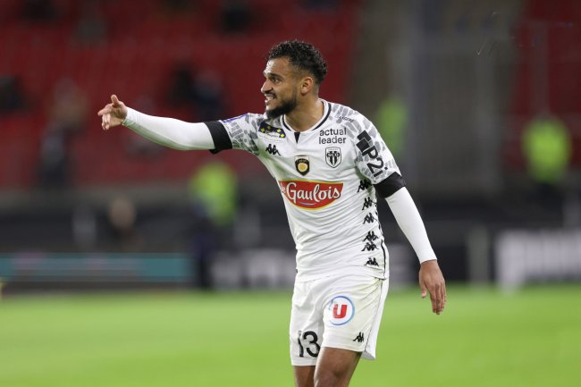 مدرب أونجي يطمئن الناخب الوطني