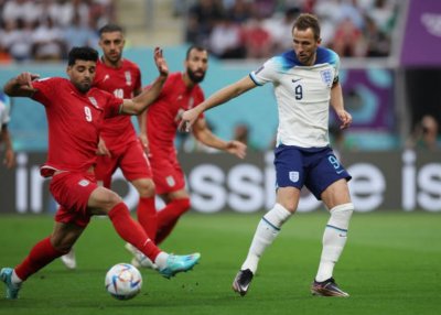 مونديال 2022: لاعبو منتخب إيران يمتنعون عن أداء النشيد الوطني قبيل مواجهة إنكلترا