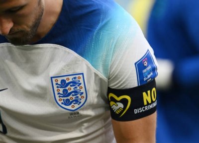 مونديال 2022: عمداء 7 منتخبات أوروبية تعدل عن قرار ارتداء شارة دعم المثليين