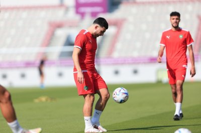 الشاعر سعيد بالعودة وينتظر المفاجأة من الناخب الوطني