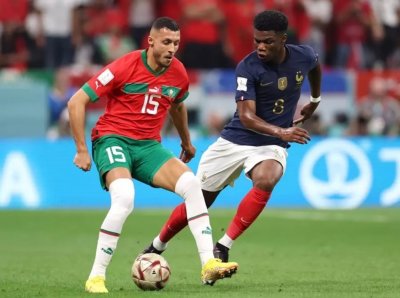 إنفانتينو يشيد بأداء الاسود أمام فرنسا