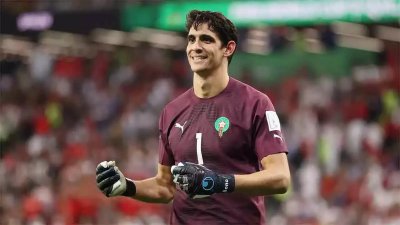 حارس الأسود ما زال تحت رادار بايرن ومانشستر