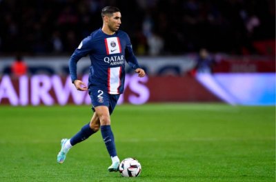 اول هزيمة لحكيمي في دور الظهير الايسر