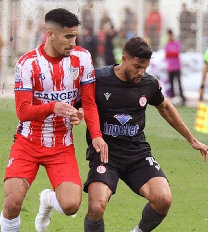 الشغب يوقف مباراة الوداد والمغرب التطواني