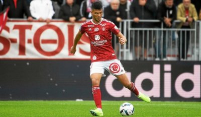 داري يعود الى الاحتياط مع المدرب الجديد