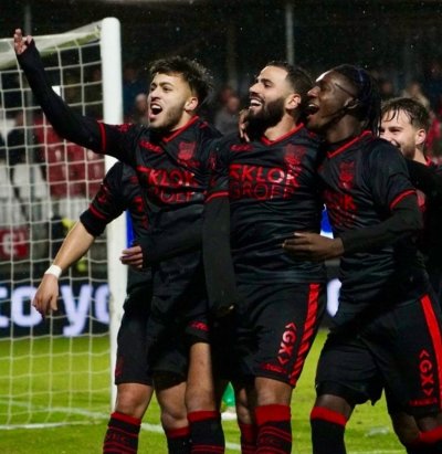 الكرواني وطنان تنزها في الكأس صناعة واهدافا