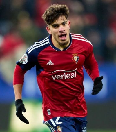  البريميرليغ .. الوجهة القادمة للزلزولي في الصيف