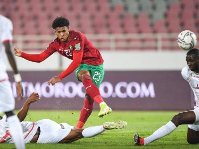 الغموض يلف مستقبل ريان مايي مع المنتخب المغربي