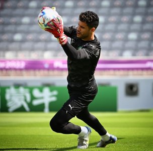 عودة منير المحمدي للتداريب تريح الناخب الوطني