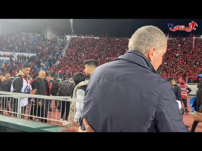 الثقة تعود مع غاريدو و الجماهير الودادية تحيي اللاعبين