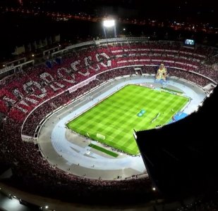 الركراكي: علينا أن نلعب في مدن أخرى والاسود ملك للمغاربة