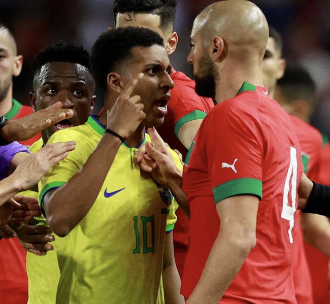 الأسود حافظوا على مركزهم 11 عالميا