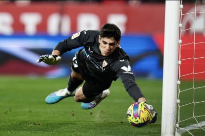 ثمانية مغاربة يطاردون حلم أوروباليغ