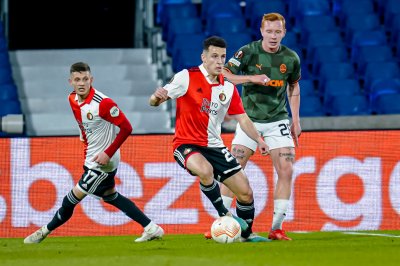 الركراكي يتابع الإدريسي فهل يقلب الطاولة على حمد الله؟