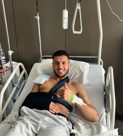 دعم لأملاح بعد جراحة الكتف ونقاهة للاعب ببلجيكا