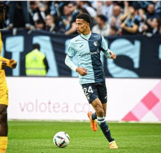 الجامعة الأمريكية لكرة القدم سعت وراء أمير ريشاردسون دون جدوى