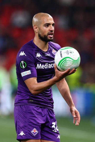 فيورنتينا يحسم مصير أمرابط