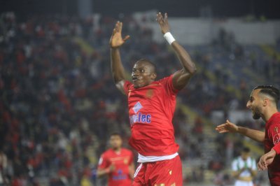 سامبو جونيور هداف العصبة الذين دمره فاندنبروك