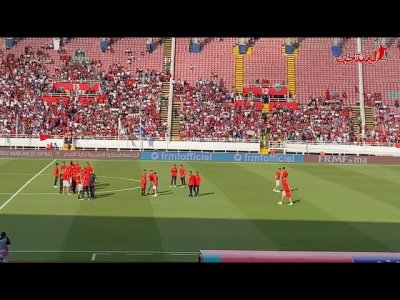 شاهد ولأول مرة لحظة دخول لاعبي المنتخب المغربي لأرضية ملعب الرباط بعد المونديال