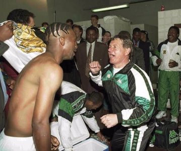 جنوب افريقيا سيلعب ضد المغرب وفاء لروح المدرب الأسبق باركر