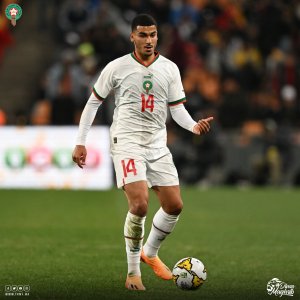 زكرياء أبوخلال: تاه في الجهة اليسرى