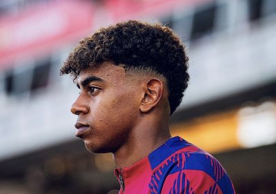 الناخب الوطني : لقد التقيت بلامين جمال.. لا داعي للضغط على اللاعب